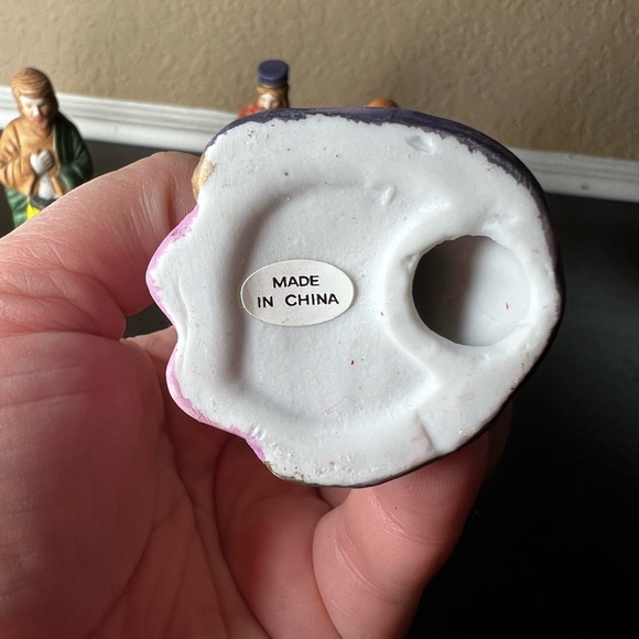 Vintage Christmas Child Creche, 10 piece, Ceramic, 1990’s Decor, Holiday Decor - Picture 5 of 7